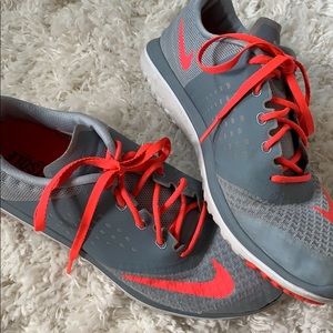 Nike Fitsole Sneakers